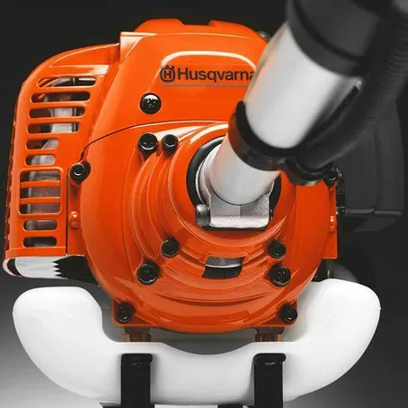 HUSQVARNA 236R DESMALEZADORA